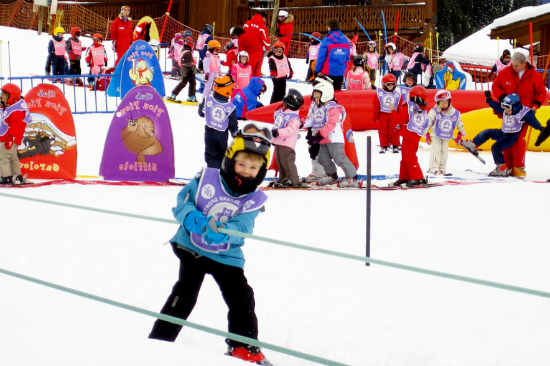 Proposez à vos enfants des vacances inoubliables en colonie de ski