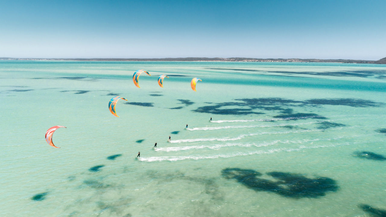 Les différents types d’ailes de kitesurf