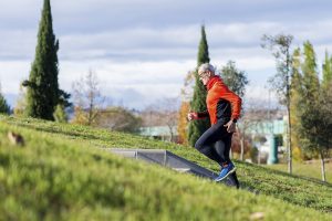 Ile existe des coachs sportifs destinés aux séniors !