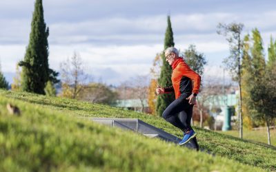 Bien choisir son coach sportif pour senior