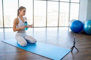 La coach sportif gratuit met ses connaissances à votre disposition par le biais d'internet
