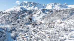 Vars les Claux village
